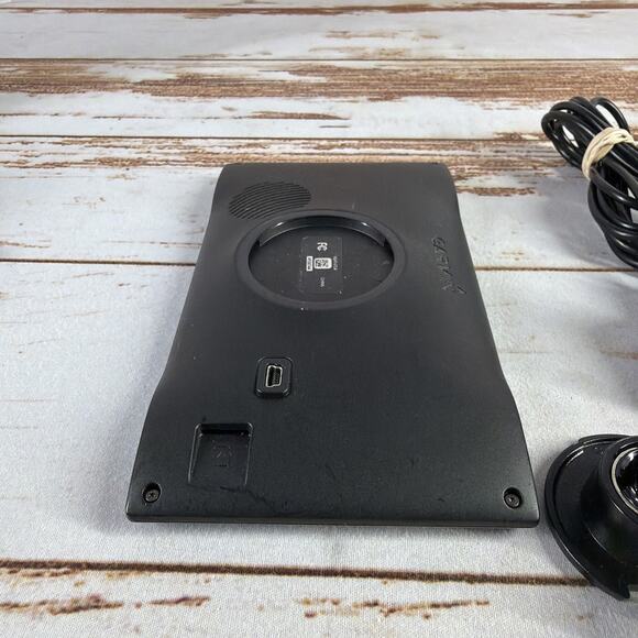 Garmin Nuvi 67LM 6in GPS Bundle Car Adapter Mount Tested Used - Picture 6 of 7